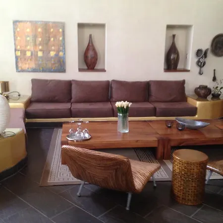 Picasso House Villa
